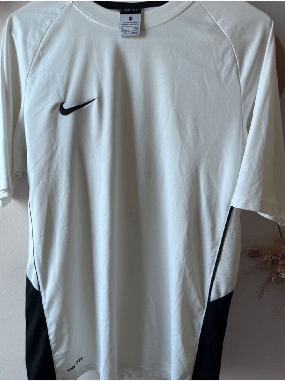 Nike Men’s White and Black Short Sleeve Dri-FIT Performance Jersey